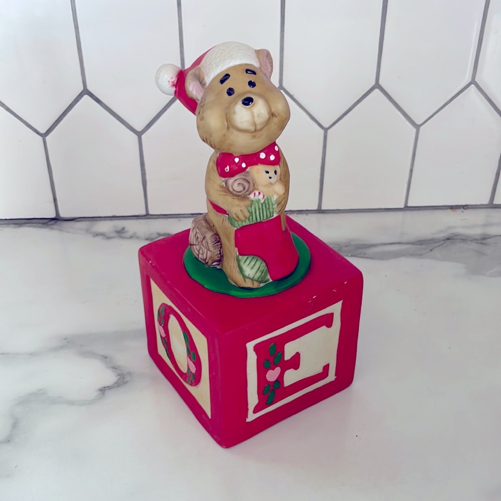 Vintage Flambro Porcelain “Bear w/Stocking on Noel Block” Music Box